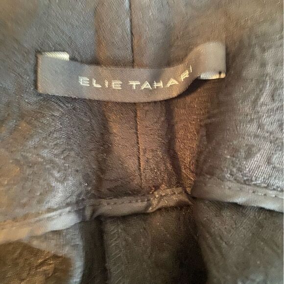 Elie Tahari Black Jacquard trousers, size 8 - Picture 4 of 5